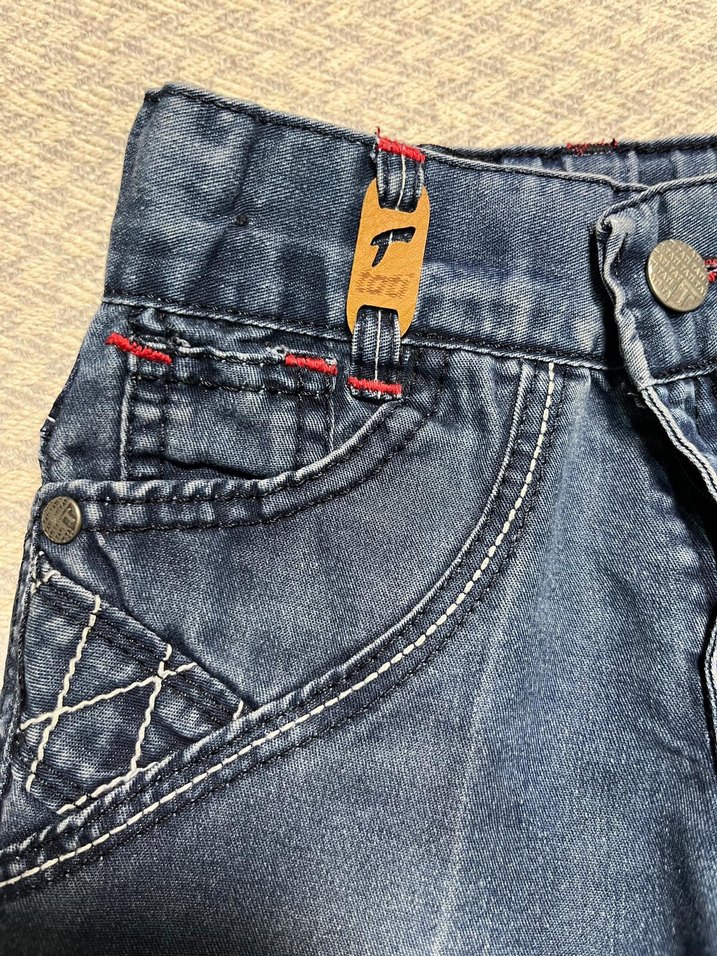 Erkek Çocuk Nakışlı Düğmeli Mavi Denim Pantolon - Görsel 2