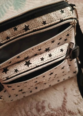 Kemerli Beyaz Desenli Deri Kadın Çanta - Görsel 2