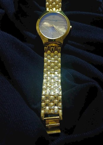 Kadın Altın Renk Parlak Klasik Kol Saati - Görsel 3