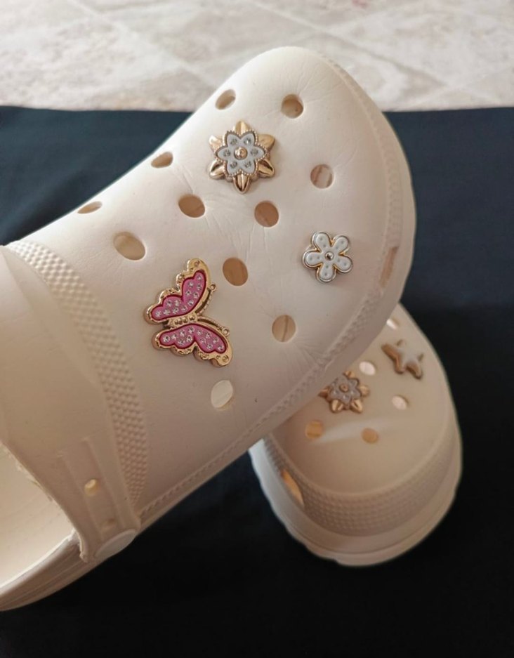 Düğmeli Beyaz Kadın Terlikler Nakışlı - Görsel 3