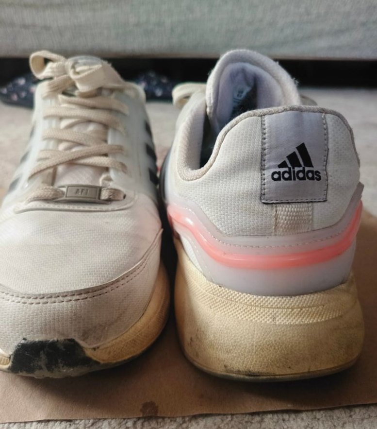 Gri Detaylı Beyaz Kadın Spor Ayakkabı - Görsel 4