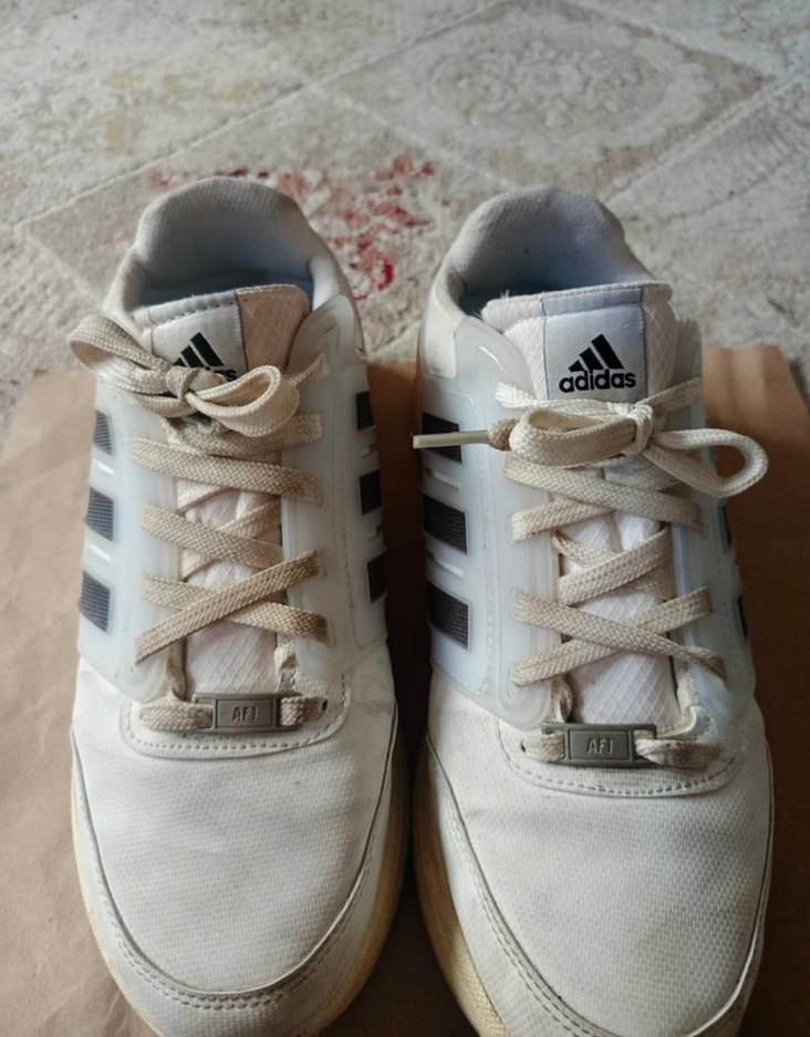 Gri Detaylı Beyaz Kadın Spor Ayakkabı - Görsel 2