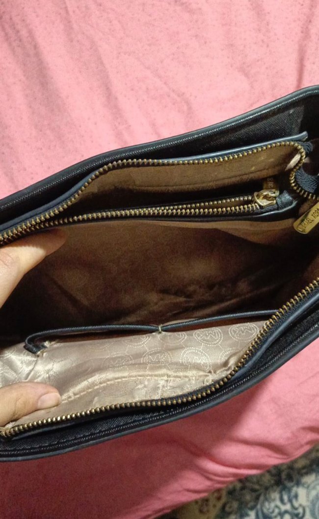 Michael Kors Siyah Deri Kadın Çanta - Görsel 3