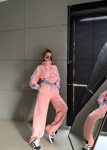 S m l xl
Pembe Bağcıklı Yüksek Yakalı Kadın Eşofman Takımı - Görsel 3