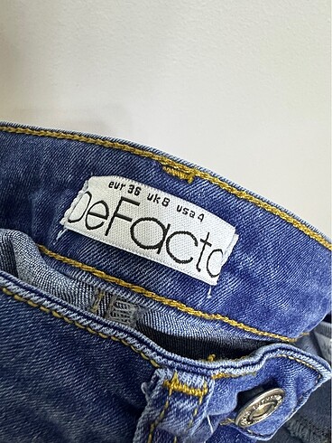 DeFacto Jean