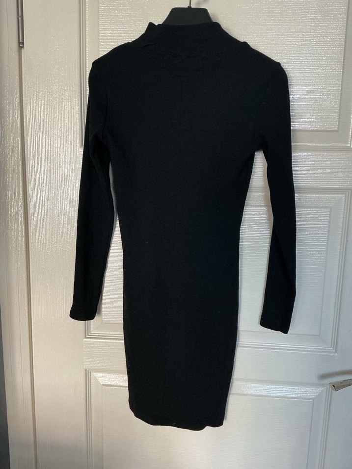 Siyah Yarım Fermuarlı Uzun Kollu Triko Elbise - Görsel 2