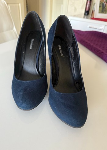 39 Beden Lacivert Stiletto