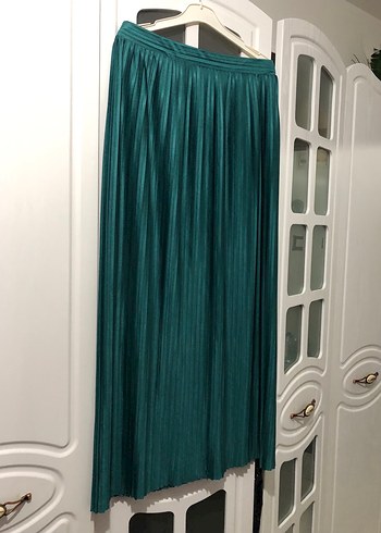 Parlak Turkuaz Pileli Uzun Etek - Görsel 4