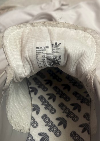 38 Beden Gri Süet Kadın Adidas Spor Ayakkabı
