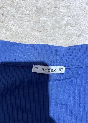 Addax V Yakalı Kısa Crop Tişört - Görsel 2