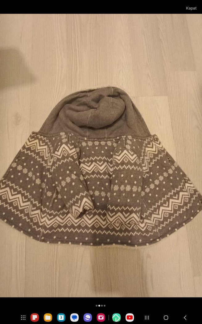 Kapüşonlu Gri Erkek Çocuk Örgü Mont - Görsel 2