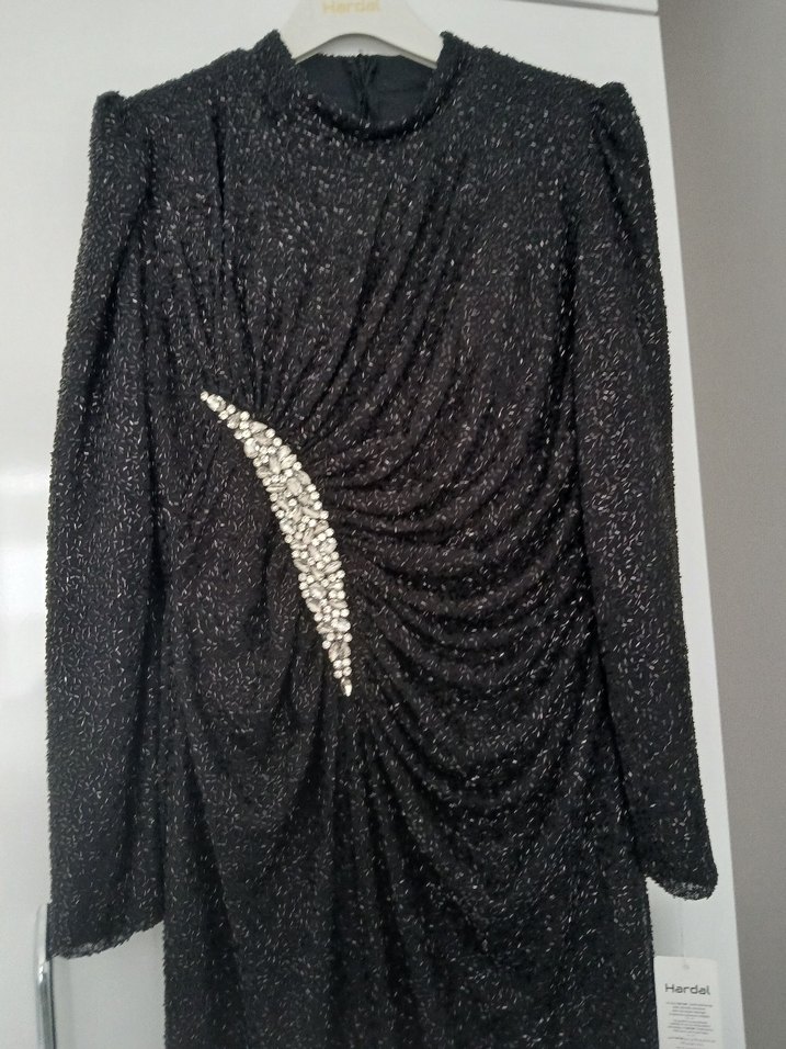 Siyah Yılan Desenli Uzun Abiye Elbise - Görsel 3