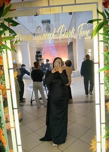 Siyah Uzun Kollu Drapeli Uzun Elbise - Görsel 2