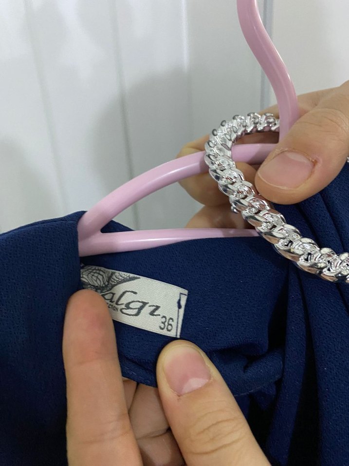 Lacivert V Yaka Uzun Kollu Drapeli Elbise - Görsel 2