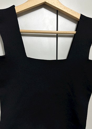 Siyah Kadın Basic Askılı Üst - Görsel 2