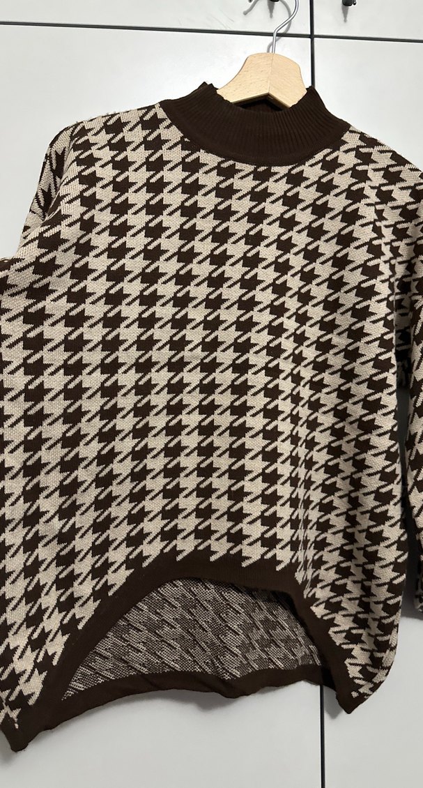 Kadın Kahverengi Örgü Yüksek Yakalı Kazak - Görsel 2