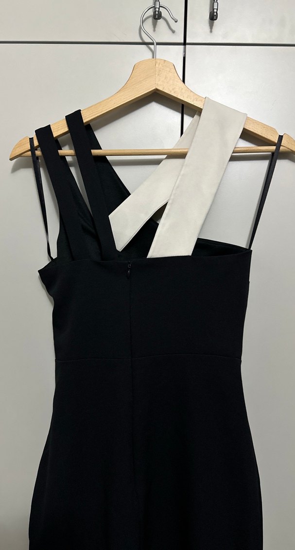 Siyah Drapeli Midi Askılı Elbise - Görsel 3