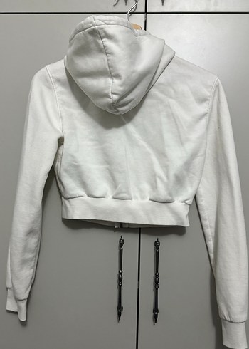 Fermuarlı Beyaz Kapüşonlu Kadın Sweatshirt - Görsel 3