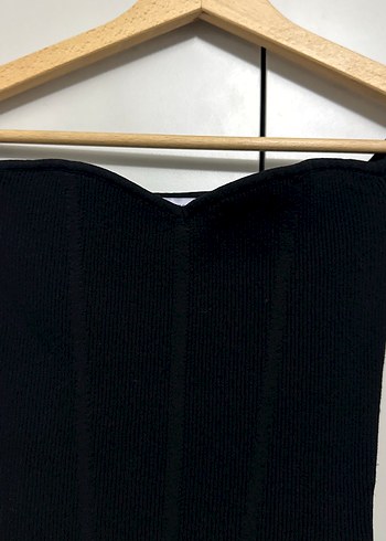 Siyah V Yaka Kemerli Mini Elbise - Görsel 2