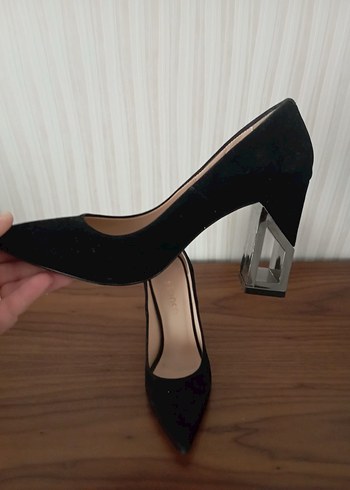 36 Beden Siyah Süet Stiletto Kadın Topuklu Ayakkabı
