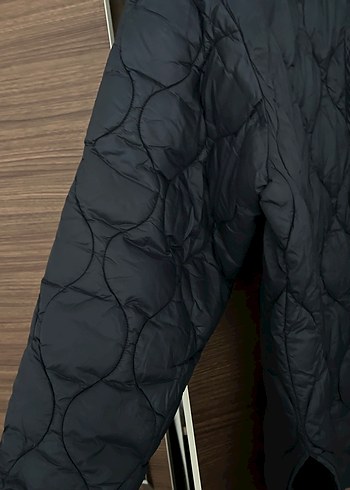 xl Beden siyah Renk Pull and Bear Kapitone Siyah Rahat Kesim Kadın Midi Mont