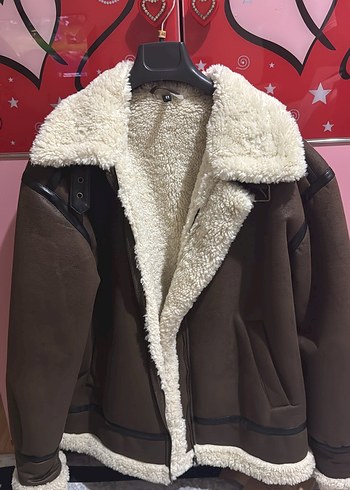 ZARA MONT