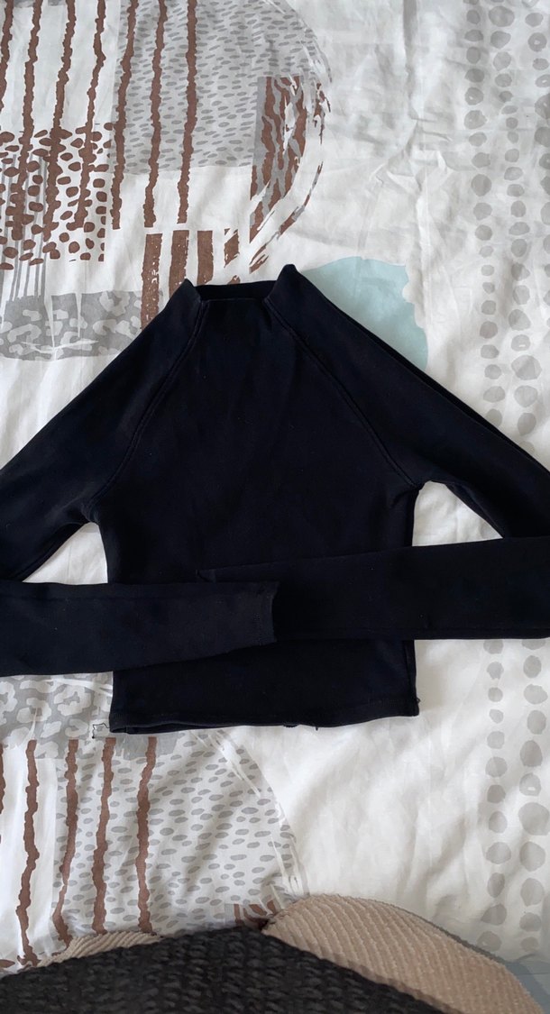 Siyah Boğazlı, Kemerli Kadın Crop Top - Görsel 2