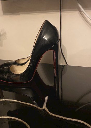 Siyah Parlak Rugan Stiletto Topuklu Kadın Ayakkabı - Görsel 3