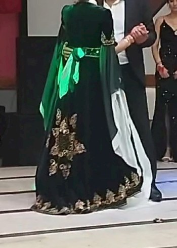 Yeşil Drapeli Straplez Uzun Kına Elbisesi - Görsel 3