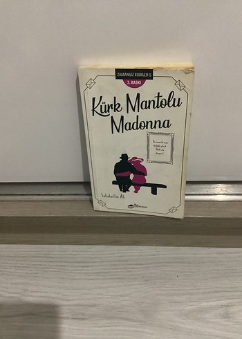 Kürk Mantolu Madonna - Sabahattin Ali