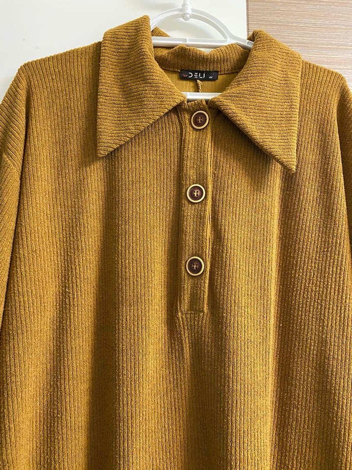 Düğmeli Uzun Kahverengi Dokuma Elbise - Görsel 3