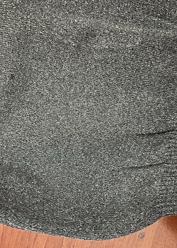 Gri v yaka süveter - Görsel 3