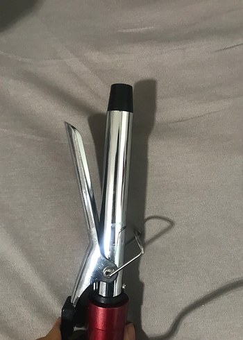 Kırmızı Saç Şekillendirici Maşa - Görsel 2