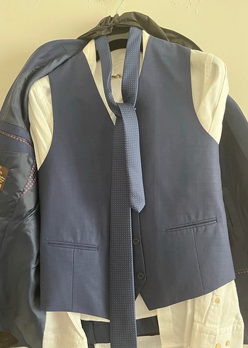 Altınyıldız Bohem Tarz lacivert takım elbise - Görsel 4