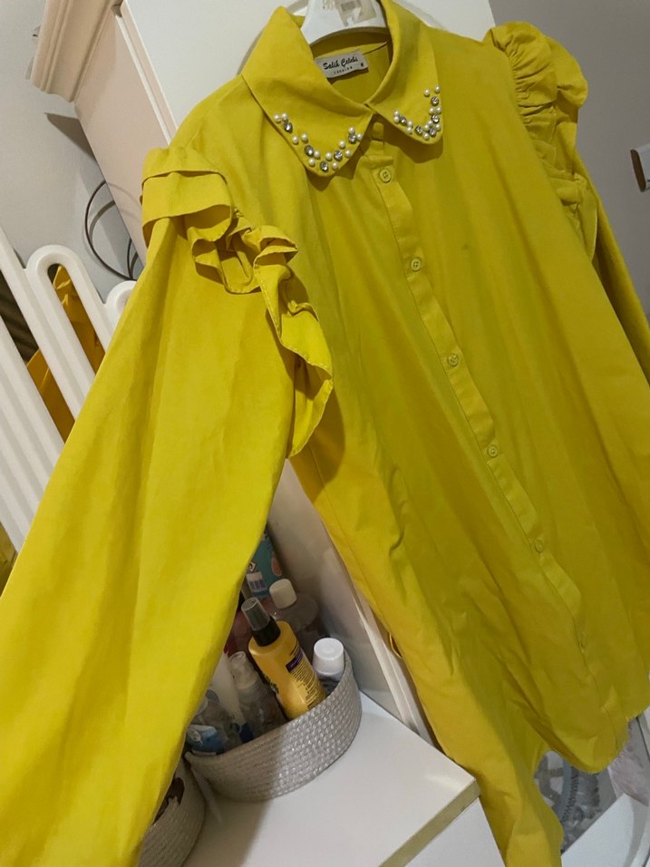 Sarı Uzun Kollu Düğmeli Midi Gömlek - Görsel 2