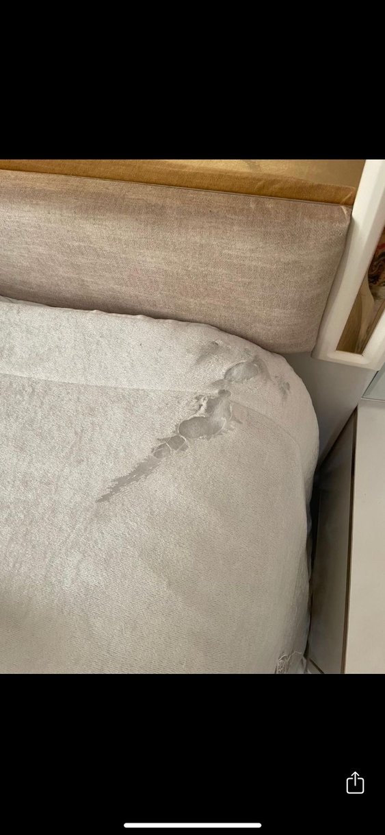 Gri Nakışlı Beyaz Yatak Örtüsü - Görsel 3