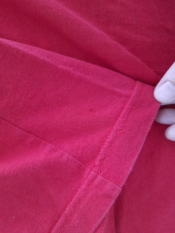 Renkli Baskılı Kırmızı Tişört - Görsel 2