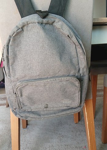 Gri Kadın Sırt Çantası, Tokalı, Günlük