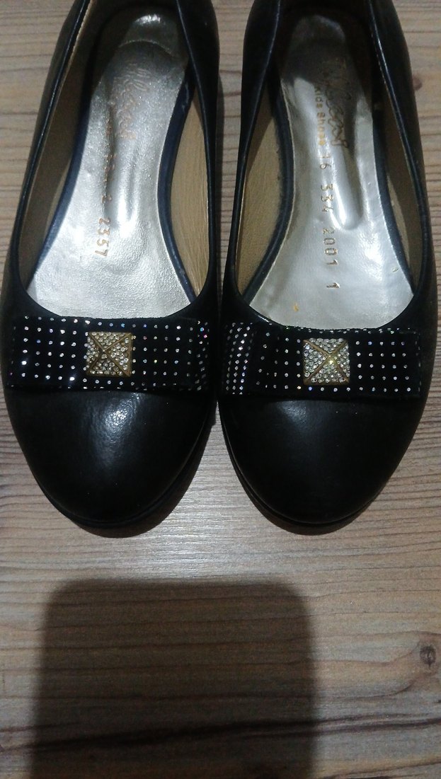 Klasik Tokalı Parlak Siyah çocuk Babet - Görsel 4