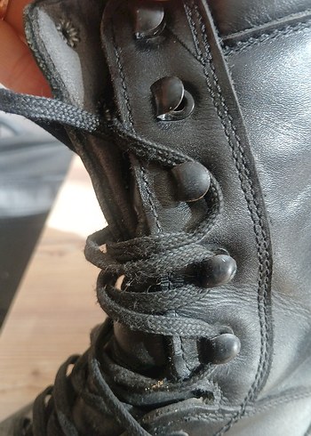 Siyah Deri Erkek Botlar Tokalı - Görsel 3