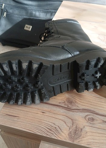 Siyah Deri Erkek Botlar Tokalı - Görsel 6