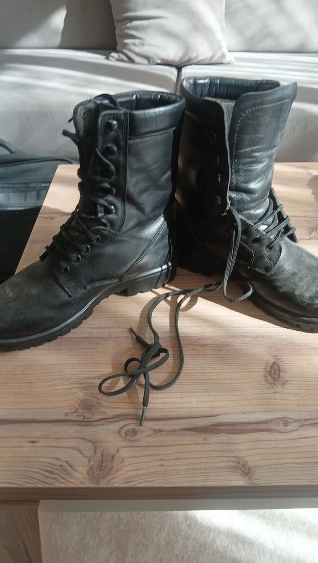 Siyah Deri Erkek Botlar Tokalı - Görsel 2