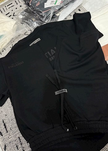 Siyah Essentials Baskılı Erkek Tişört - Görsel 3