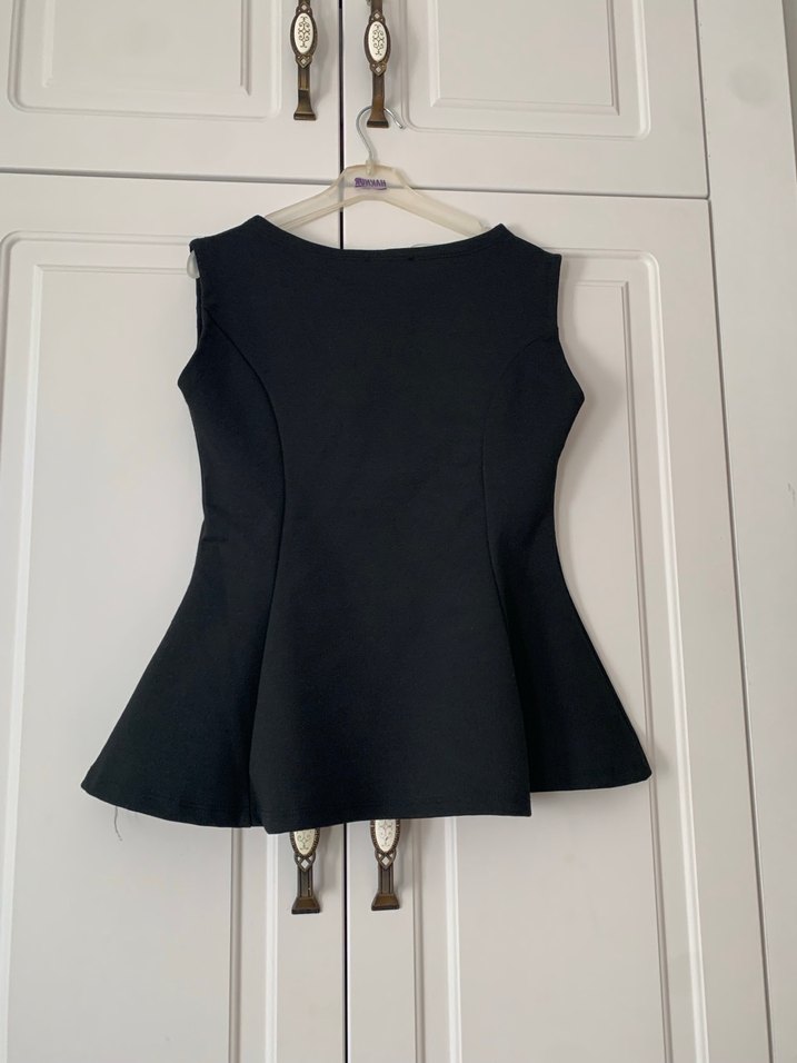 Vücuda oturan zarif kesim buluz - Görsel 3