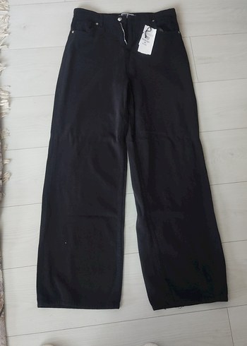 Siyah Bol Kesim Midi Kot Pantolon