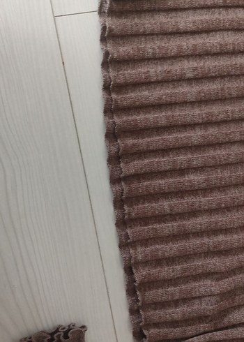 m Beden Bej Triko Boğazlı Crop Kazak
