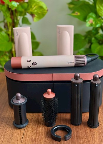 Dyson Saç Şekillendirici Seti Pembe