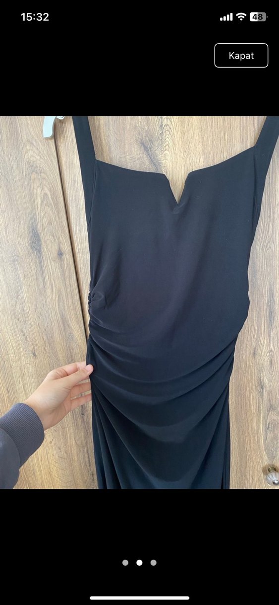 Siyah Drapeli Uzun V Yaka Elbise - Görsel 2