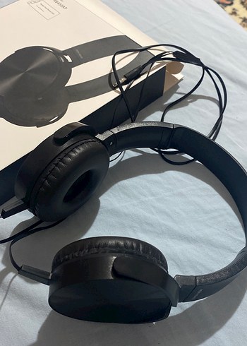 Siyah Kablolu Kulaklık - Görsel 2