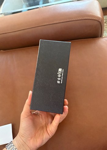 Prada gözlük kutusu kılıf - Görsel 4